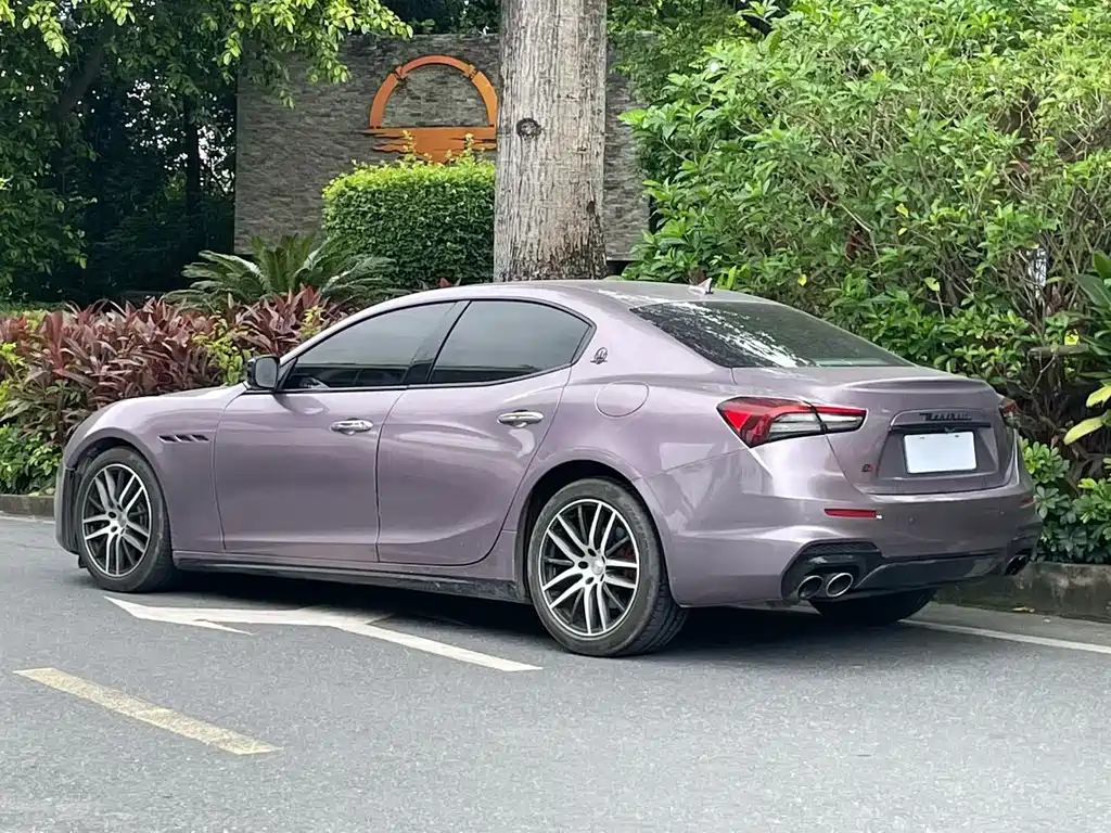 Maserati Ghibli — миниатюра 9
