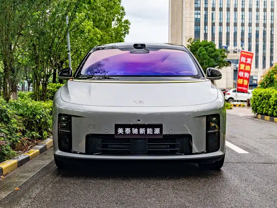 Li Auto Идеальный I8 — миниатюра 13