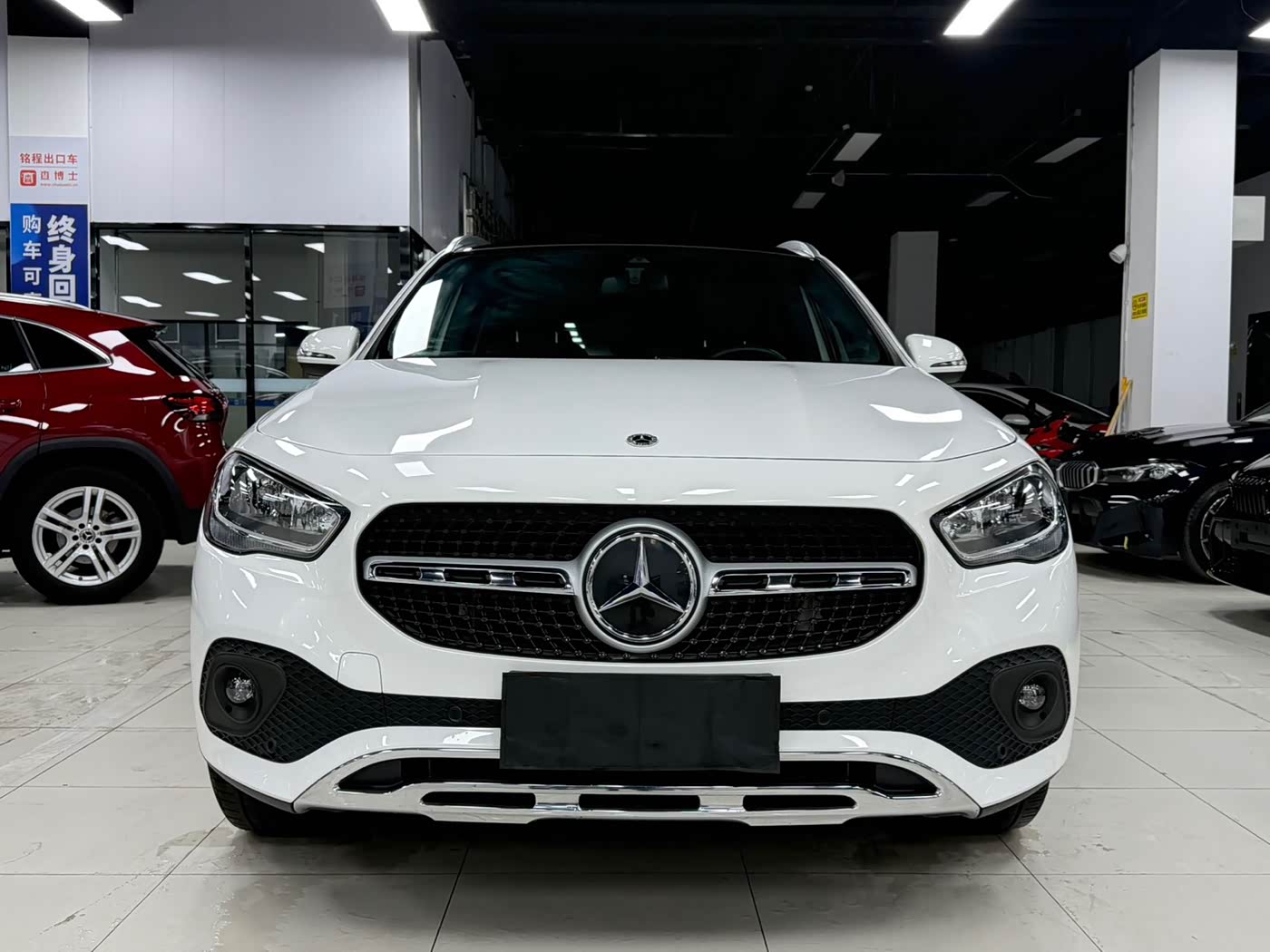 Mercedes-Benz GLA 1.3 л 2022 г. Белый, пробег 29000 км