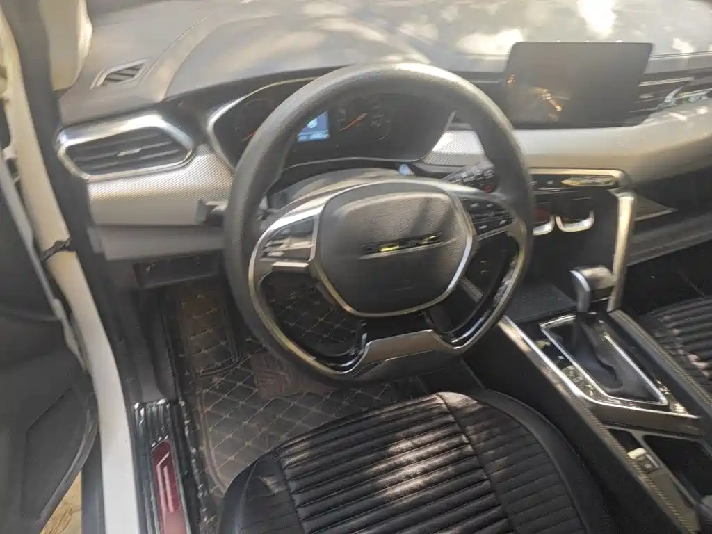 BAIC X3 — миниатюра 6