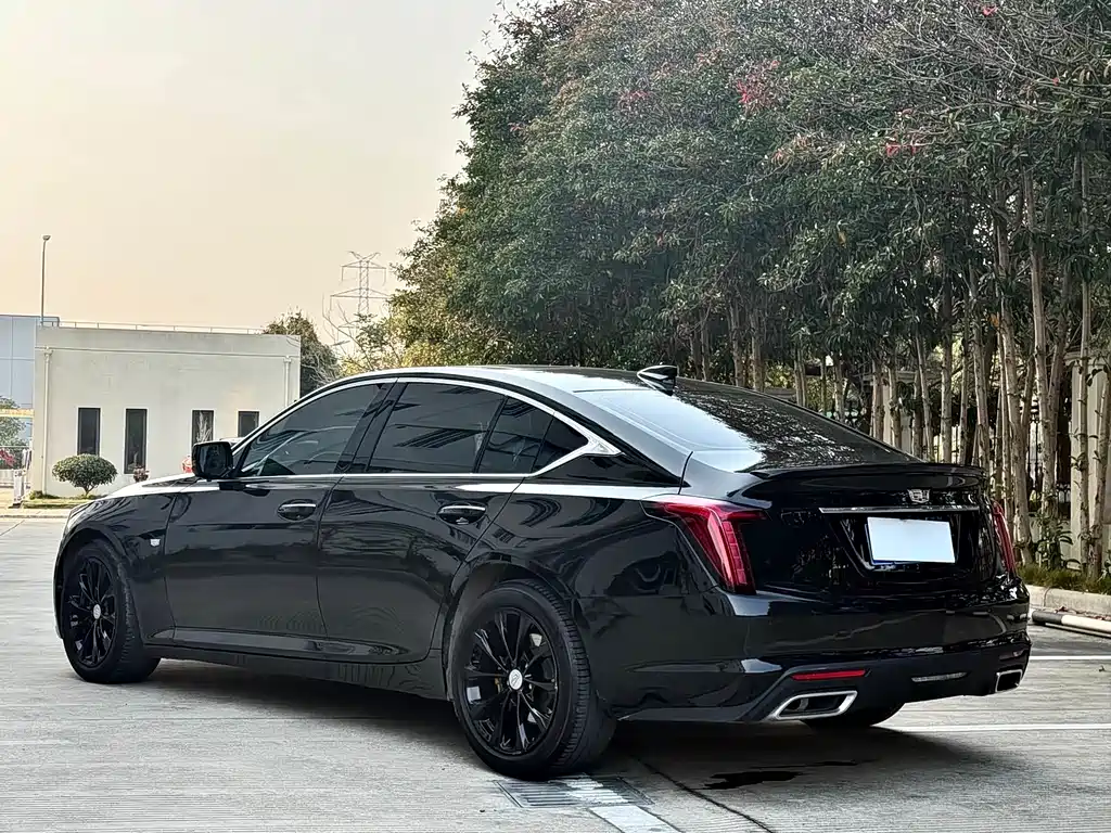 Cadillac CT5 — миниатюра 15