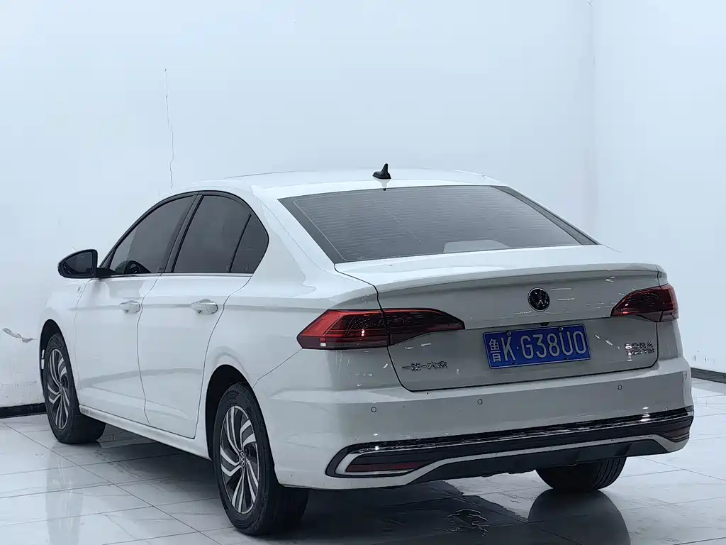Volkswagen Bora — миниатюра 16