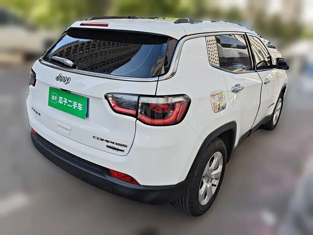 Jeep Compass — миниатюра 4