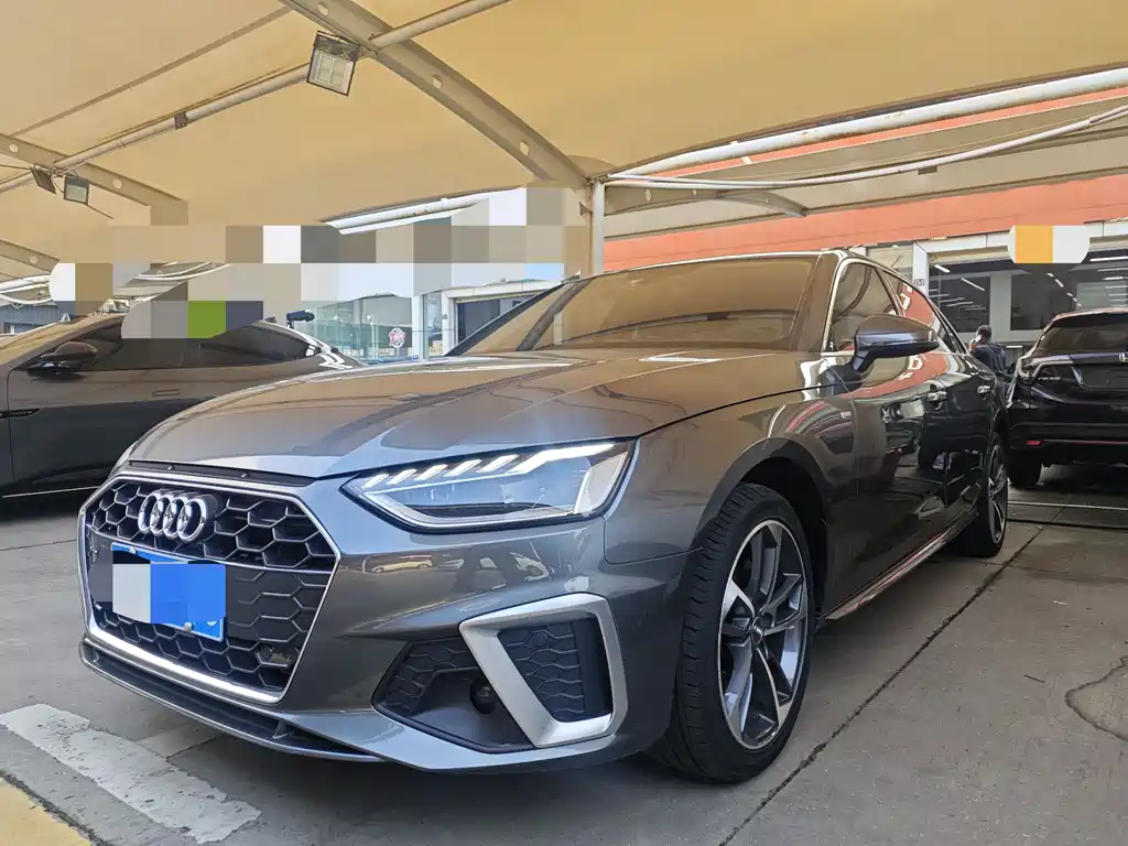 Audi A4L 2021