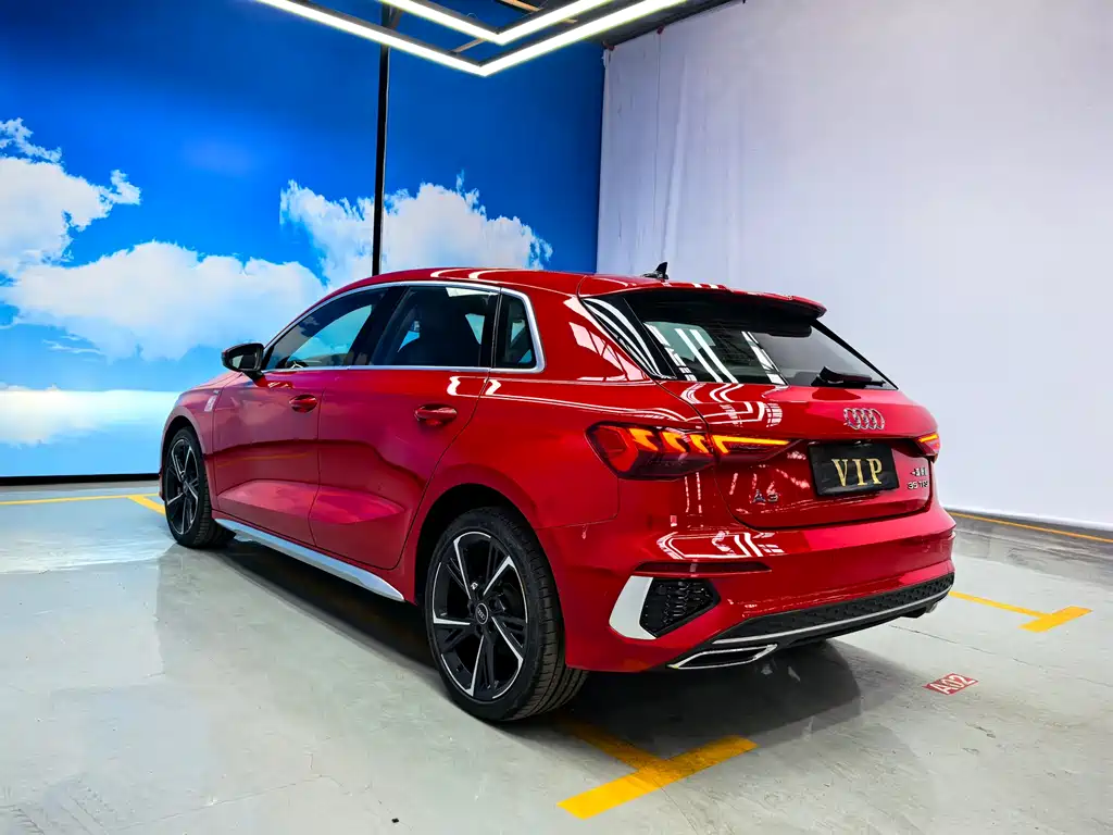 Audi A3 - фото 6