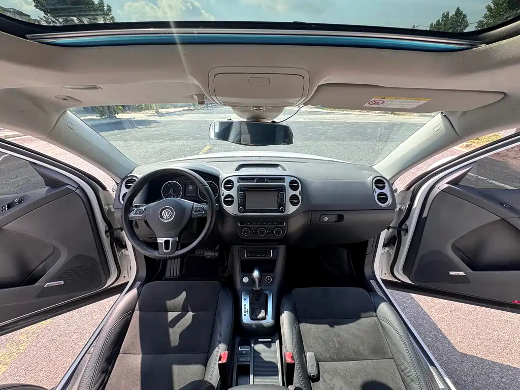 Volkswagen Tiguan — миниатюра 12