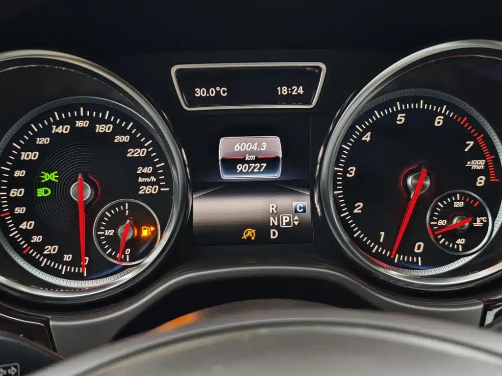 Mercedes-Benz GLS — миниатюра 12