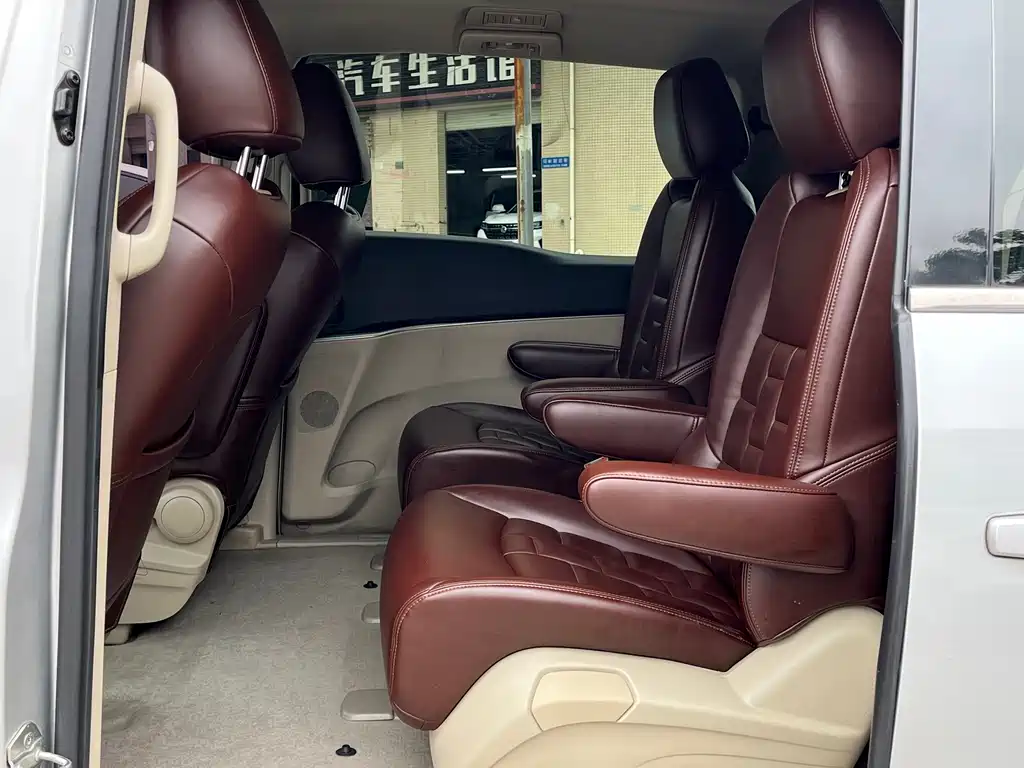 Buick GL8 2018 28T Comfort VI