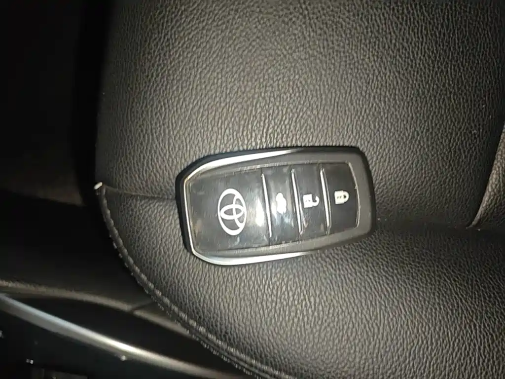 Toyota Yaris L — миниатюра 9