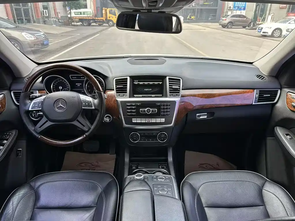 Mercedes-Benz M 2012 ML 350 Luxury