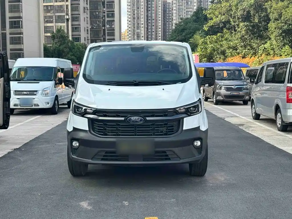 Ford Transit — миниатюра 5