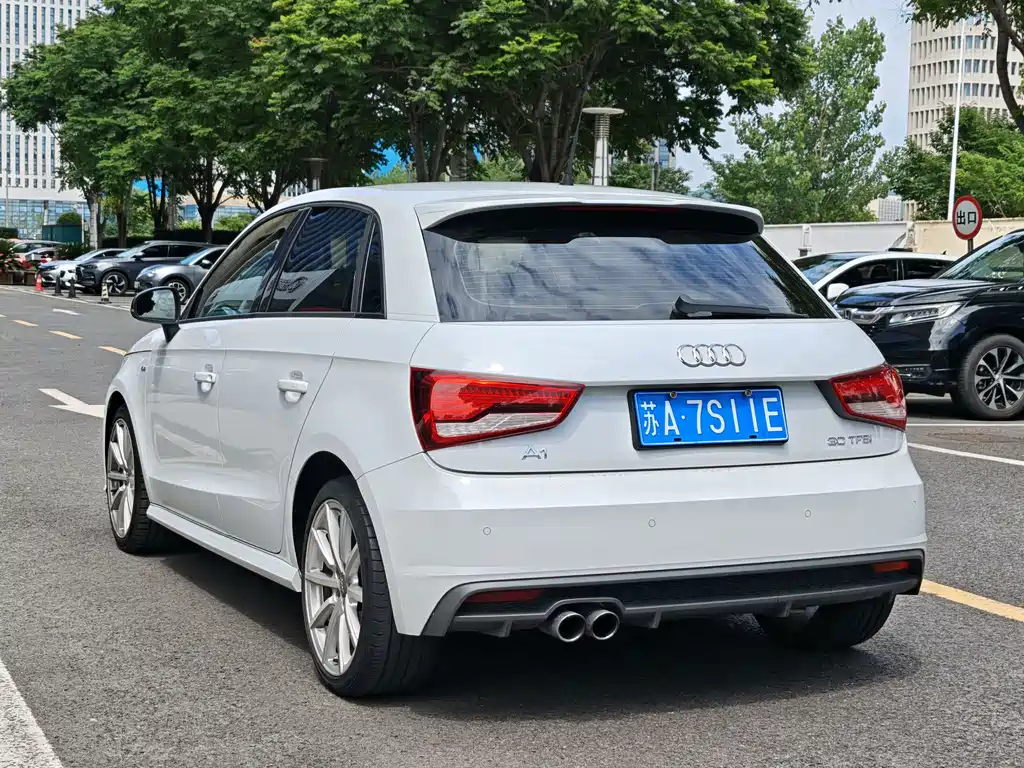 Audi A1 2016 30 TFSI Sportback S Line Sport