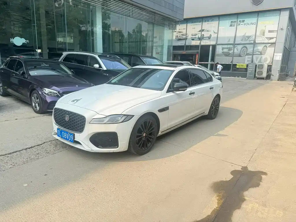 Jaguar XFL 2024