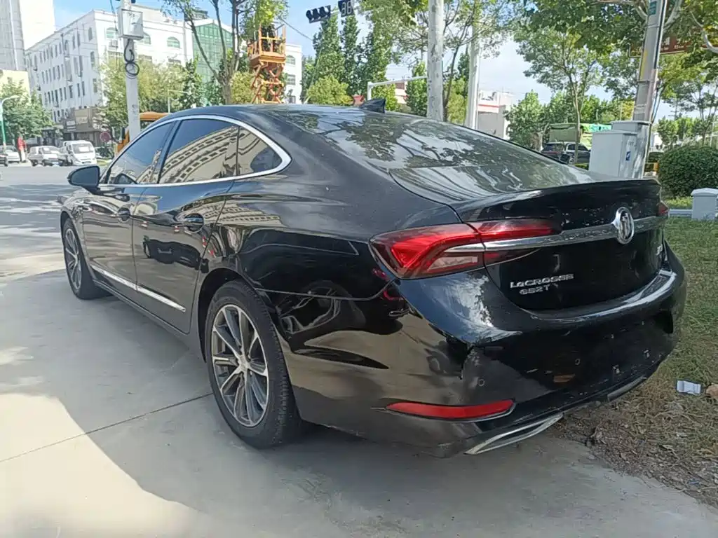 Buick LaCrosse — миниатюра 5