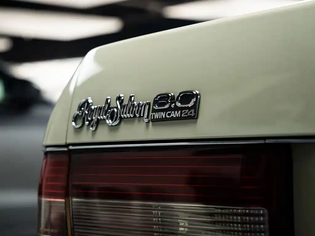 Toyota Crown (Import) — миниатюра 5