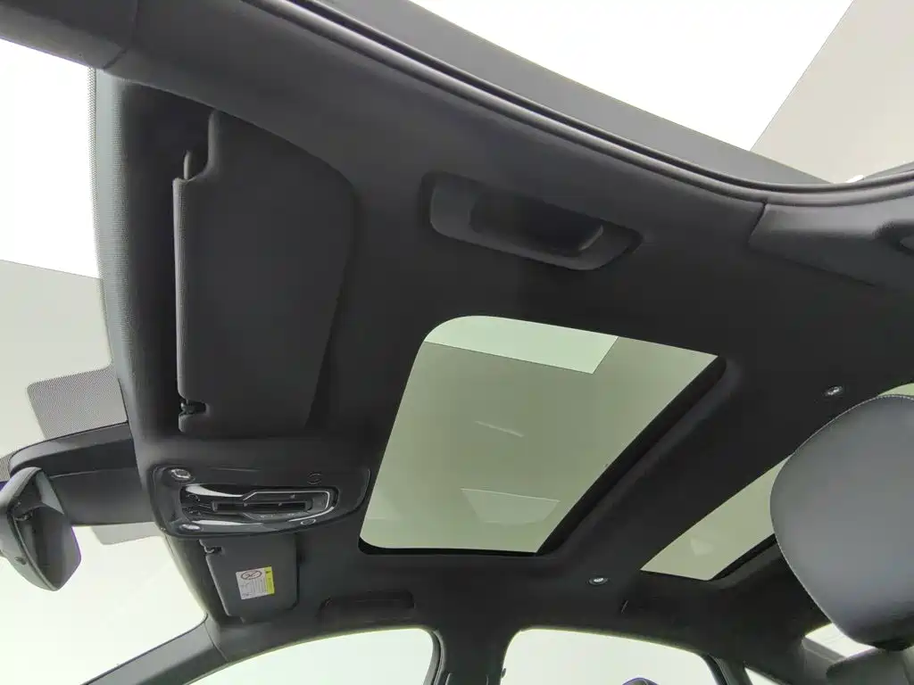 Audi A6L — миниатюра 14