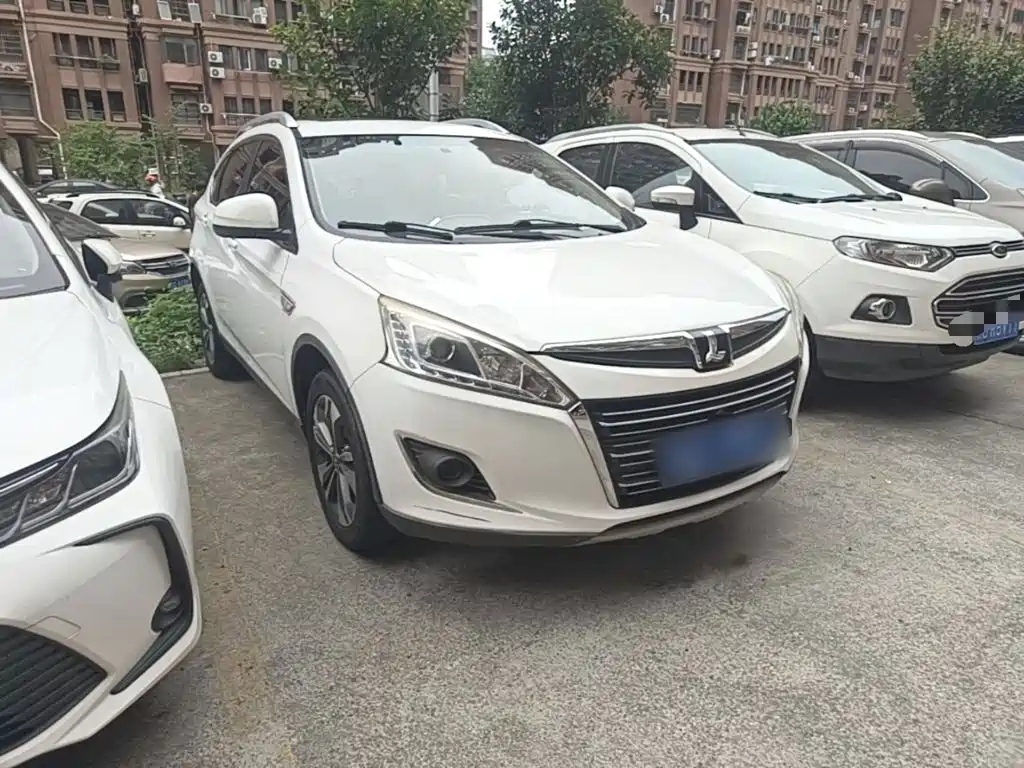 Luxgen U6 — миниатюра 4