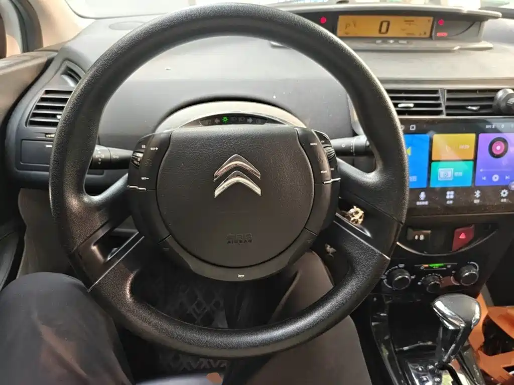 Citroen C-Quatre — миниатюра 11