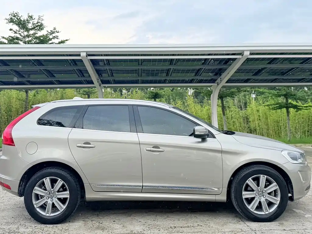 Volvo XC60 2016 T5 AWD
