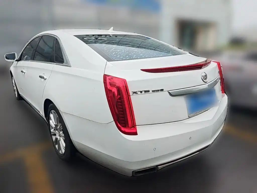 Cadillac XTS — миниатюра 7
