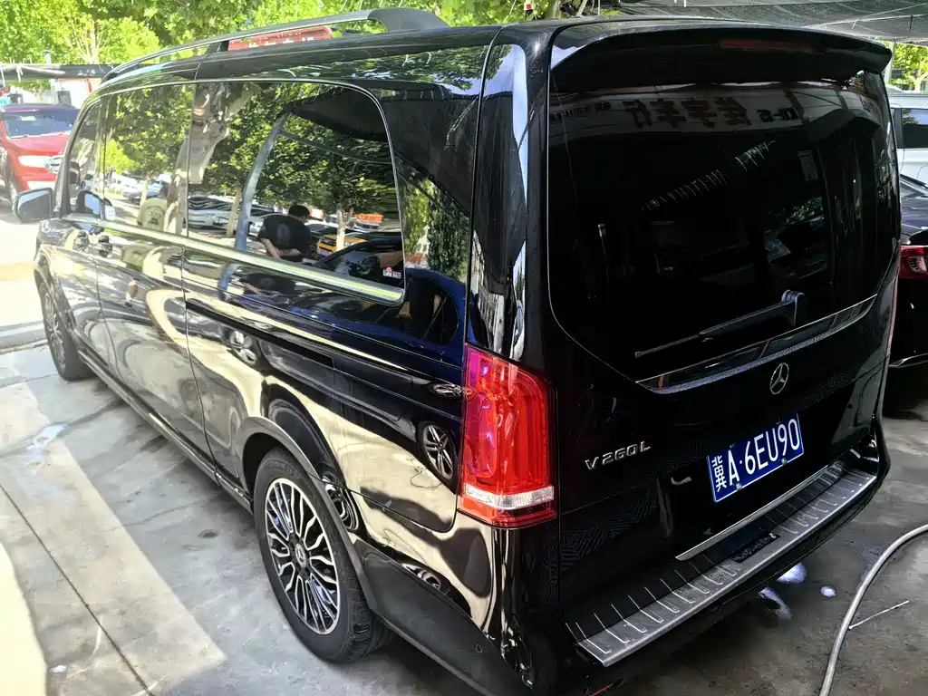 Mercedes-Benz V-Class V 2018 V 260 L Luxury Long Wheelbase VI