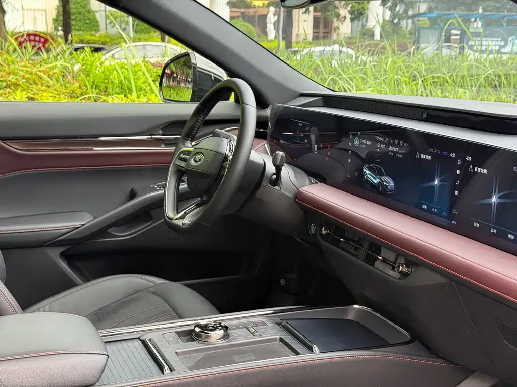 Ford Mondeo — миниатюра 12