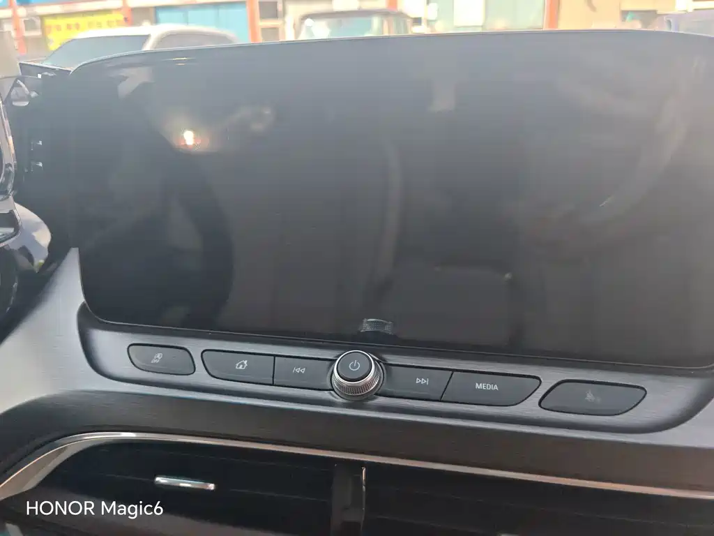 Buick GL8 — миниатюра 20