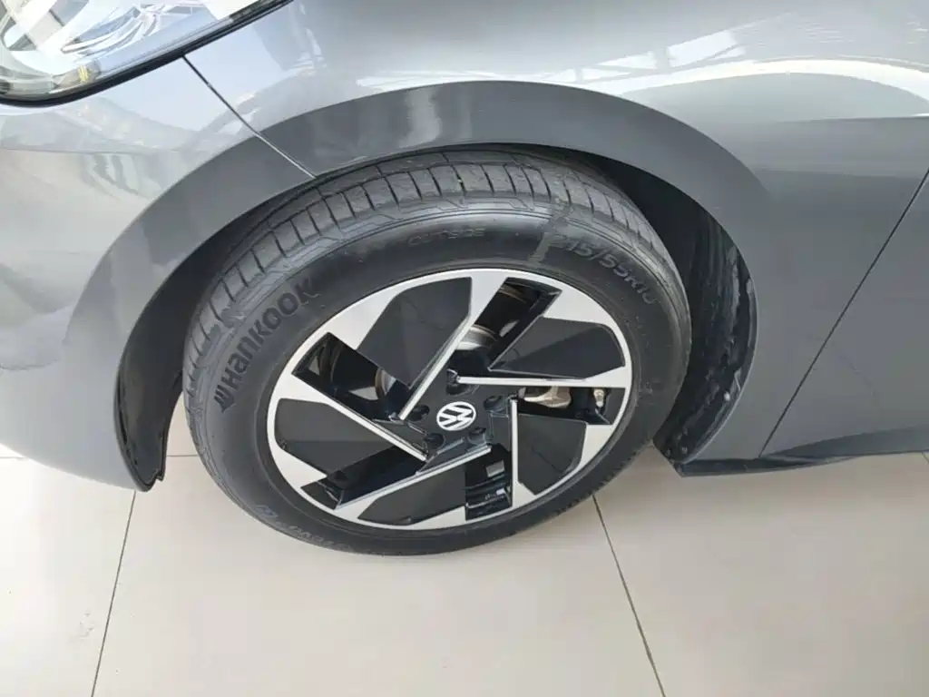 Volkswagen ID.3 — миниатюра 23