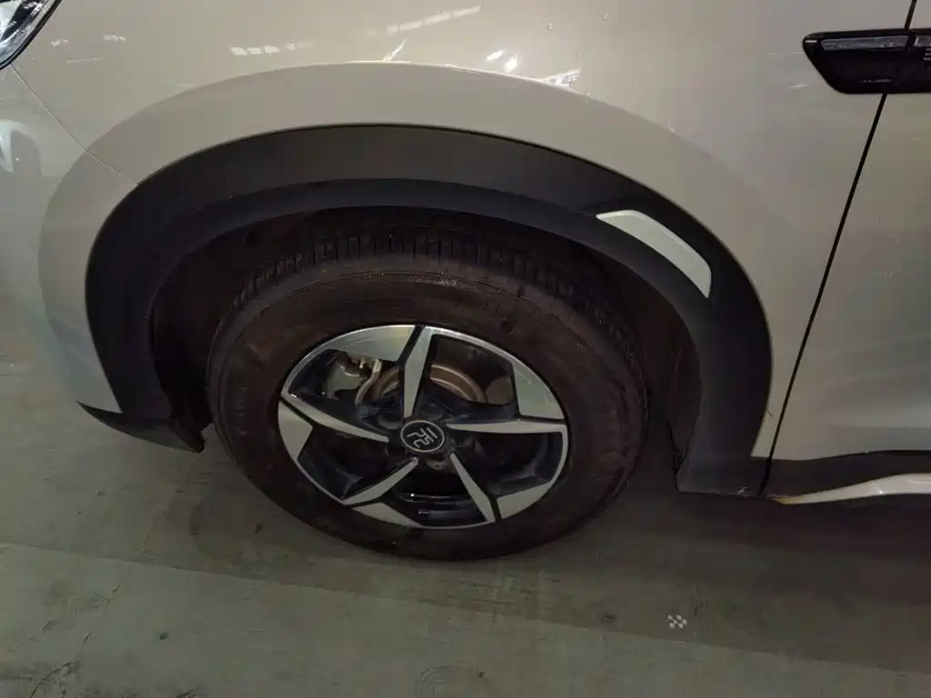 BYD Yuan UP — миниатюра 23