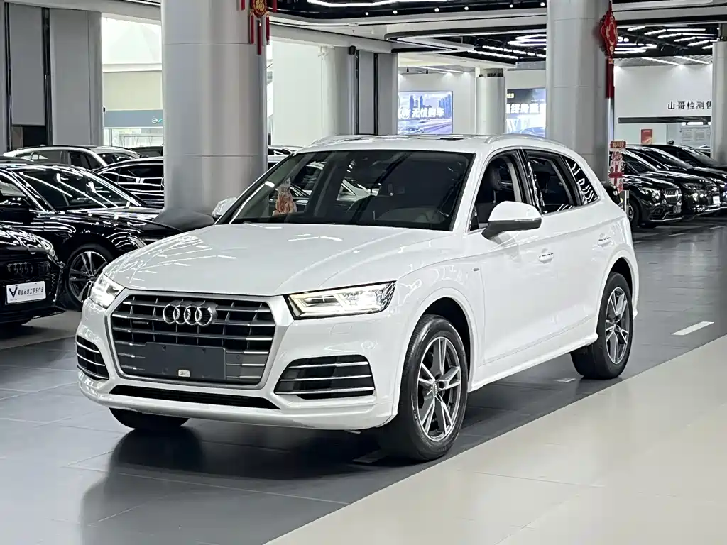 Audi Q5L 2019