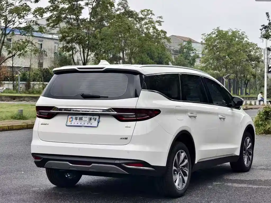 Geely Jia Ji — миниатюра 5