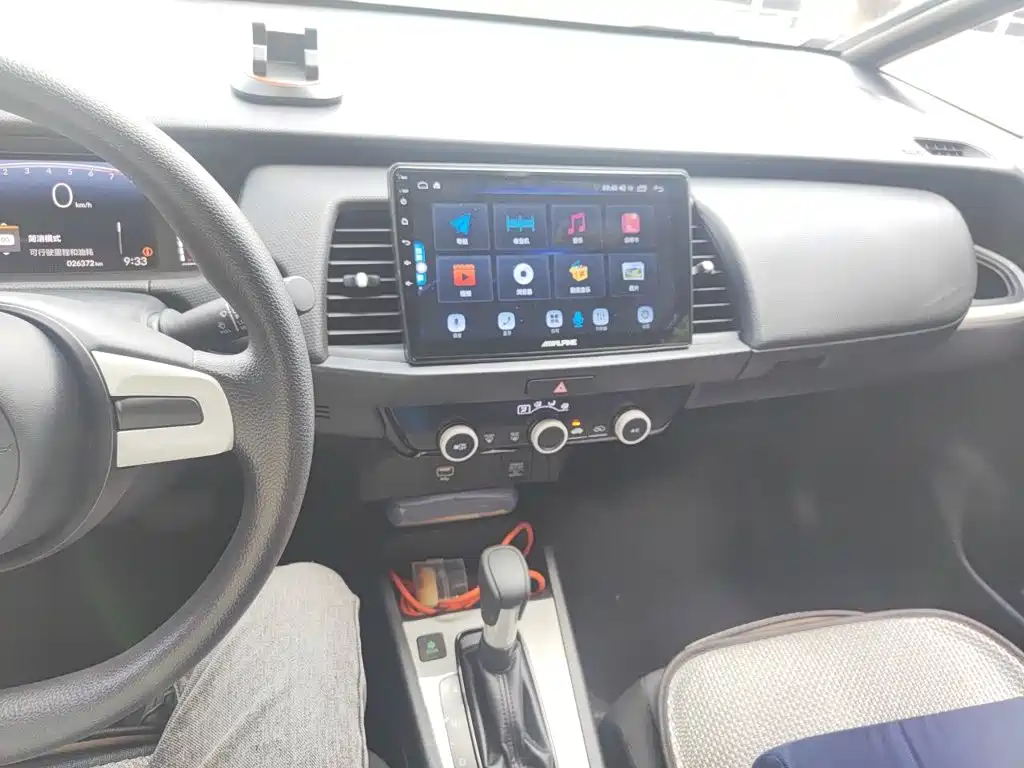 Honda Fit — миниатюра 9