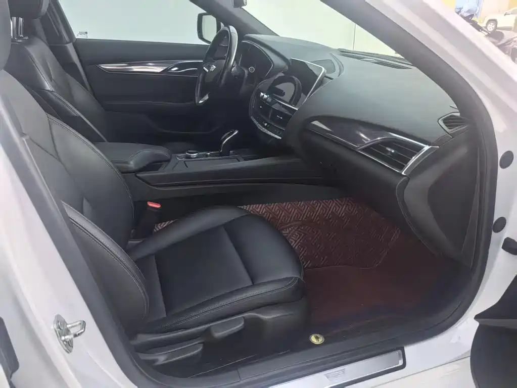 Cadillac CT5 2020 28T Fashion
