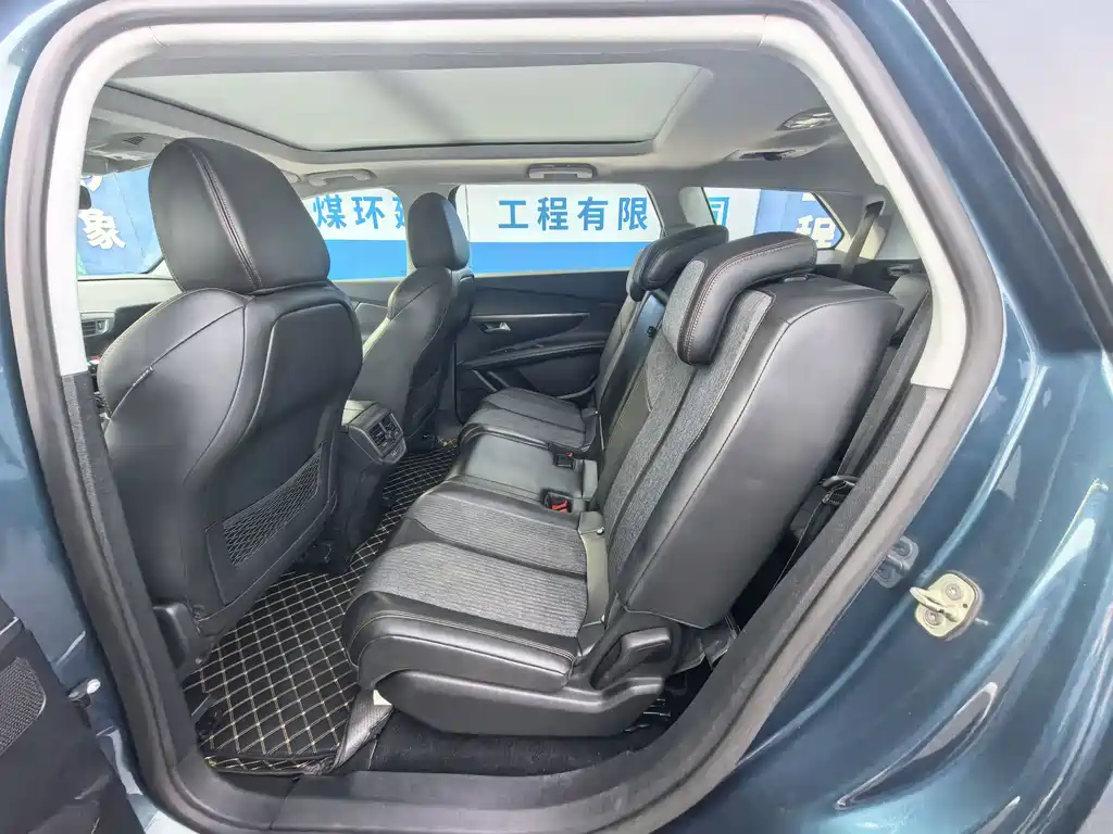 Peugeot 5008 2017 380THP 7 мест Elite