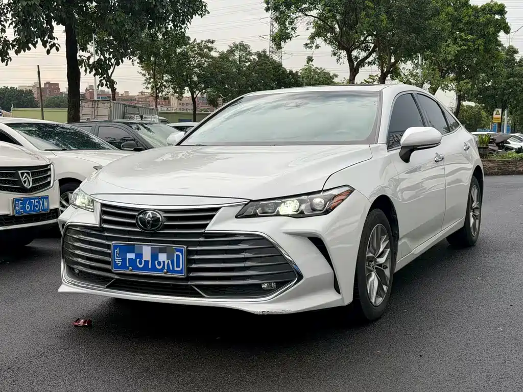 Toyota Avalon 2022