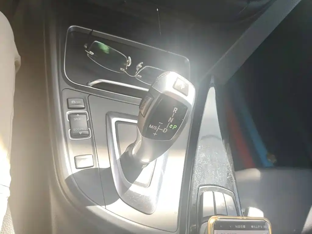 BMW 3 Series — миниатюра 14