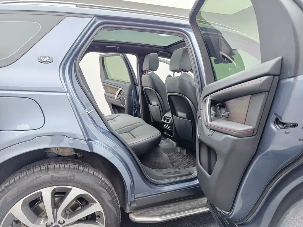 Land Rover Discovery Sport — миниатюра 20