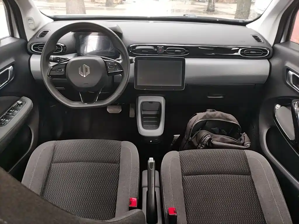 Leapmotor Leapmotor T03 — миниатюра 10