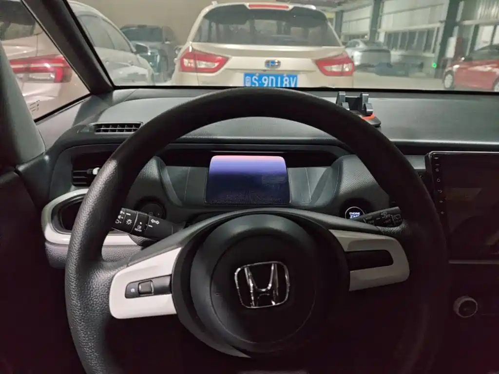Honda Fit — миниатюра 8