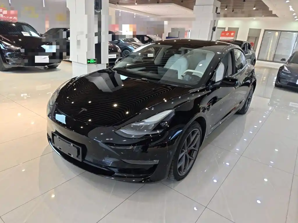 Tesla Model 3 — миниатюра 2