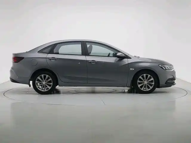 Chevrolet Monza 2022 320 AT Enjoy