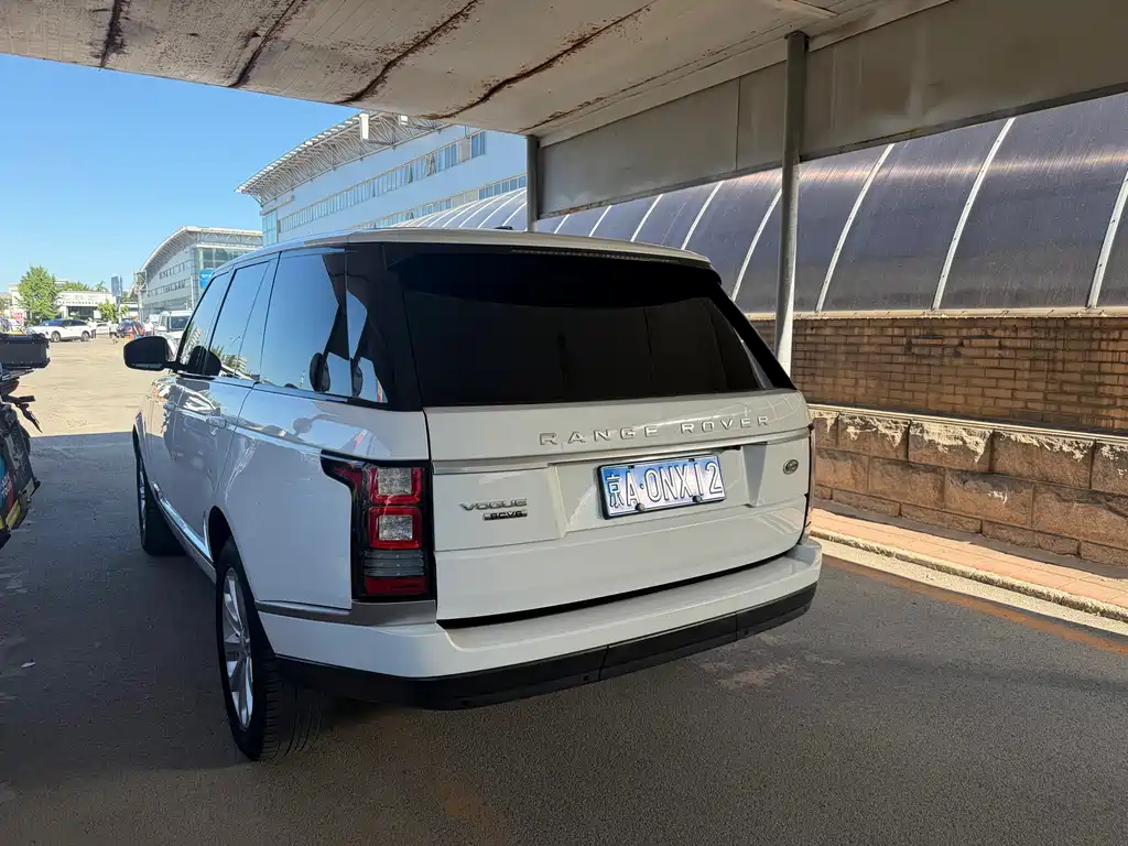 Land Rover Range Rover 2016 3.0 SC V6 Vogue