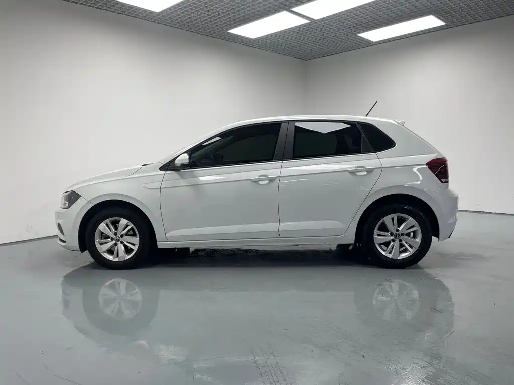 Volkswagen Polo — миниатюра 5