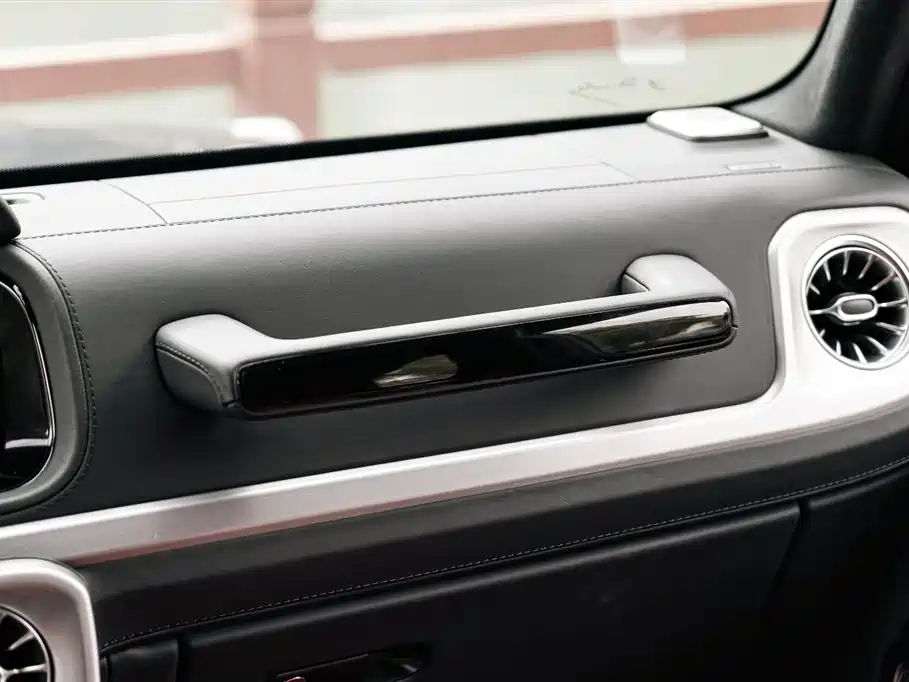 MERCEDES-BENZ G CLASS AMG