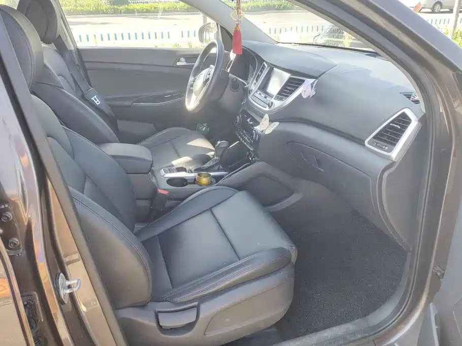 Hyundai Tucson — миниатюра 8