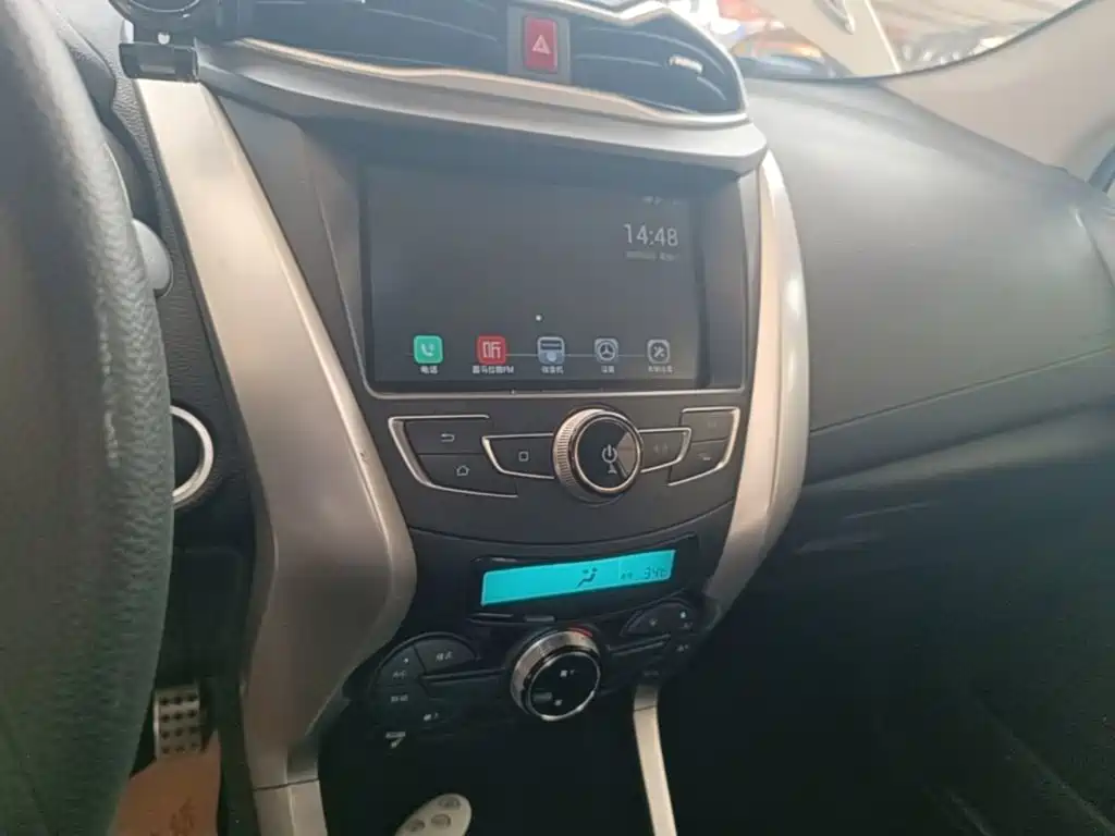 BYD Yuan — миниатюра 13
