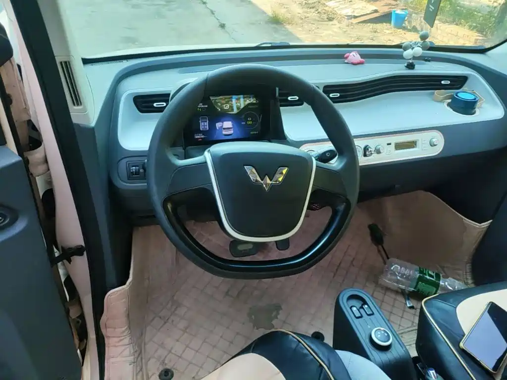 Wuling MINIEV — миниатюра 11