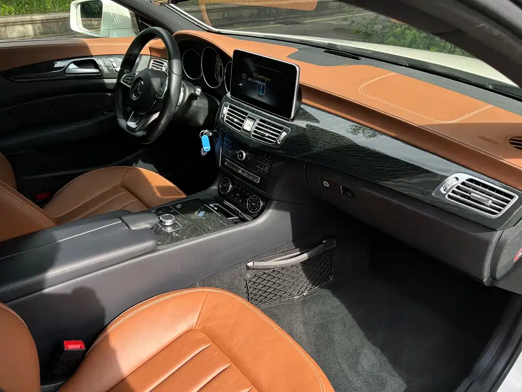 Mercedes-Benz CLS — миниатюра 15