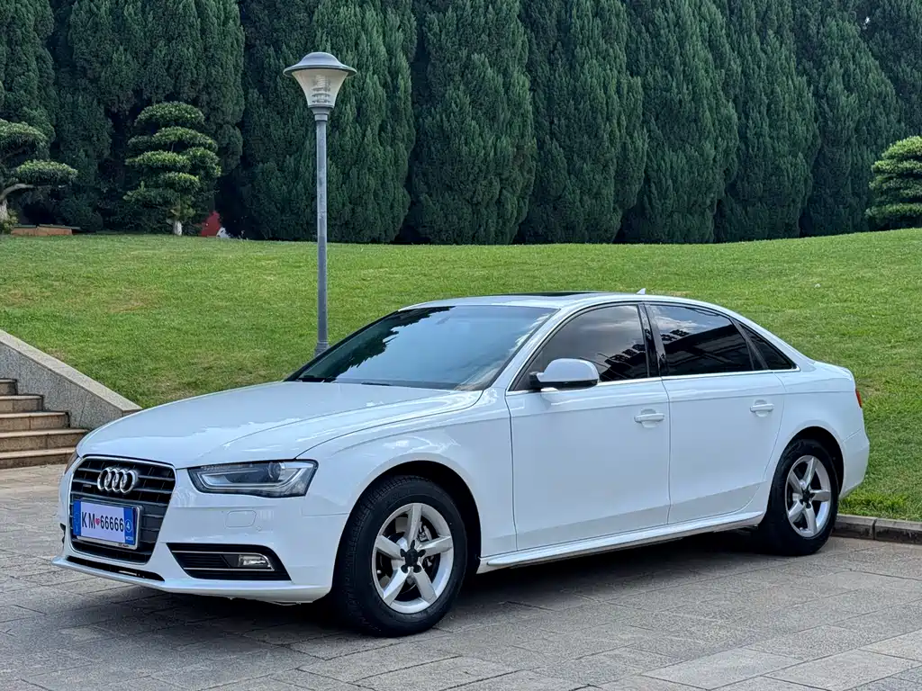 Audi A4L 2013