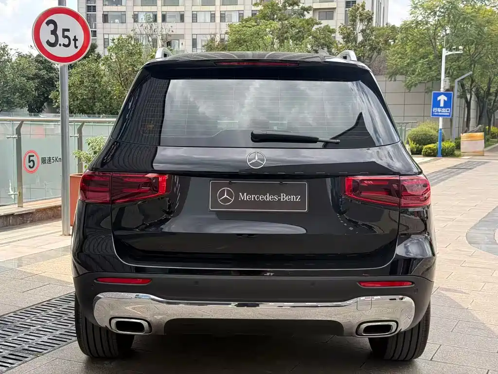 Mercedes-Benz GLB — миниатюра 29